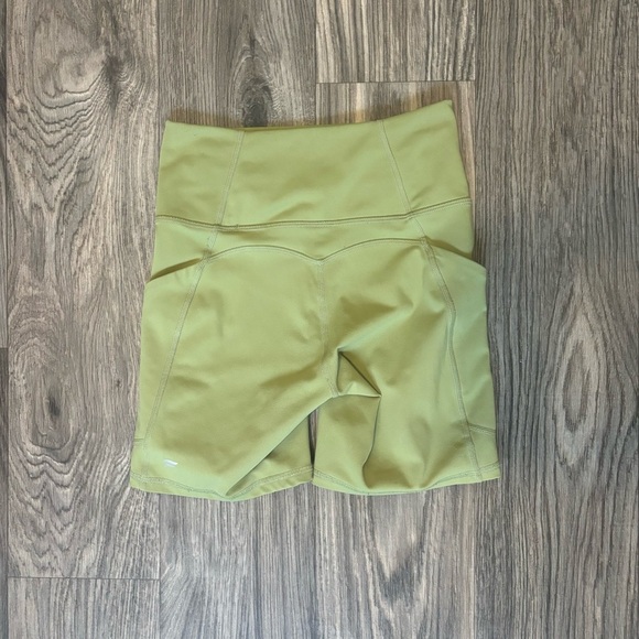 Fabletics Oasis PureLuxe High-Waisted 6" Shorts - Picture 5 of 5
